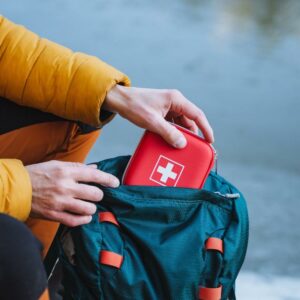 6 benefits of traveling with a first aid kit