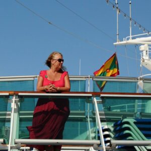 8 cruise lines for single seniors