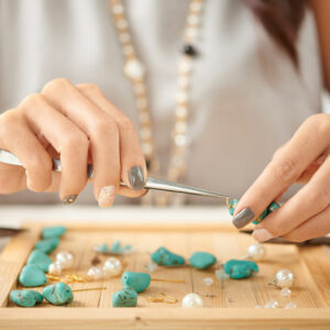 8 mistakes that can ruin one’s jewelry
