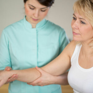 6 similar and easy-to-miss signs of Parkinson’s and TD